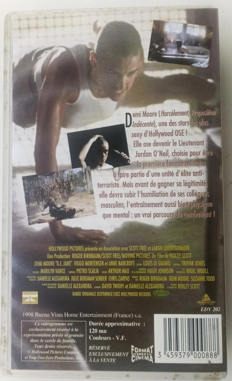 VHS À armes égales – Demi Moore, Viggo Mortensen – photo 4